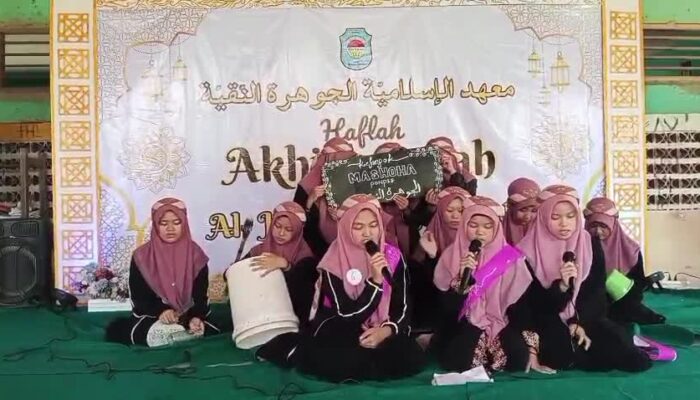 Unik! Santri Ponpes Al-Jauharatun Naqiyah Meriahkan Haflah dengan Perkusi Barang Bekas